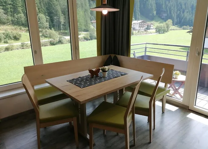 Zirbe Appartement Tux